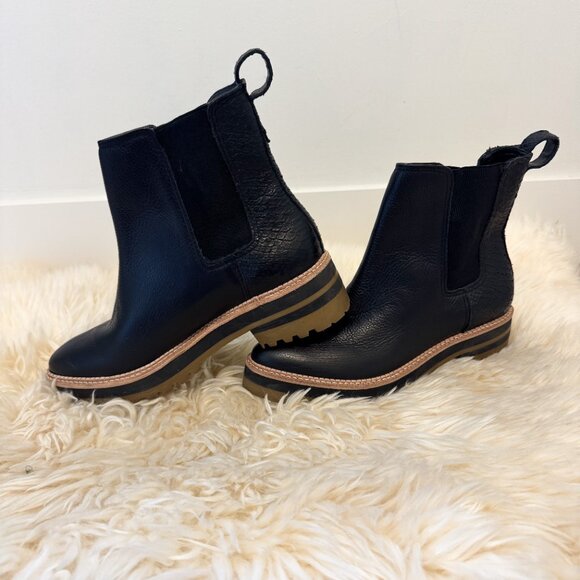 NWOT Kaanas Black Pontevedra Chealsea Boot (7) - Picture 3 of 8